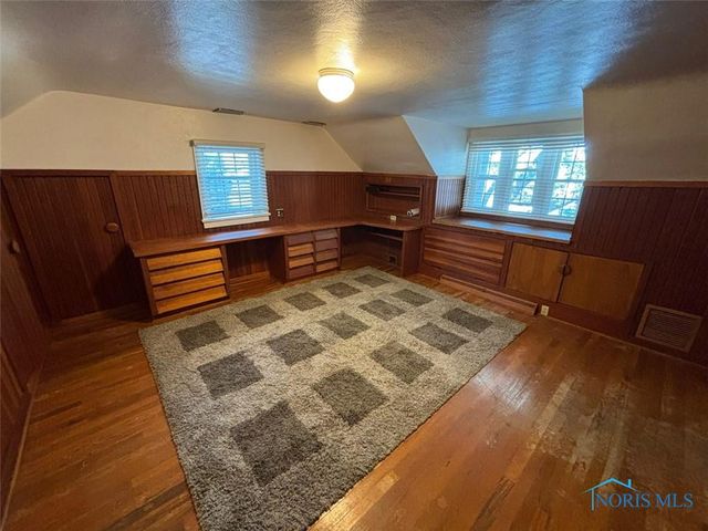 630 Center Ridge Road, Bryan, OH 43506