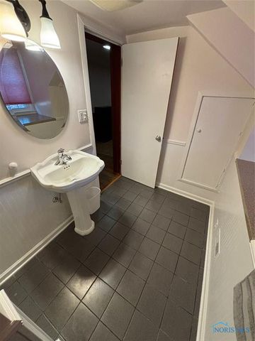 630 Center Ridge Road, Bryan, OH 43506