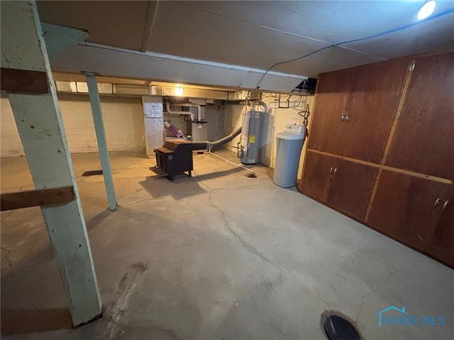 630 Center Ridge Road, Bryan, OH 43506