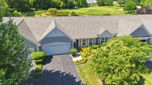 2804 N Southern Hills Drive, Wadsworth, IL 60083