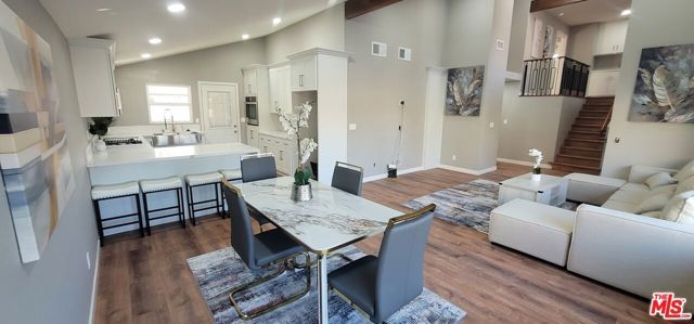 20456 Strathern St, Winnetka (los Angeles), CA 91306
