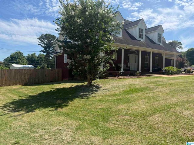 1813 PLEASANT RIDGE DRIVE, Sylacauga, AL 35150