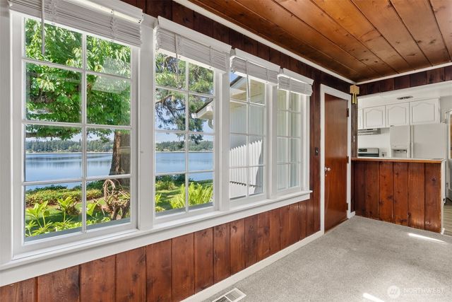 2705 Hidden Cove Lane NW, Olympia, WA 98502