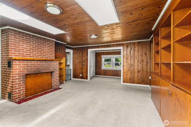2705 Hidden Cove Lane NW, Olympia, WA 98502