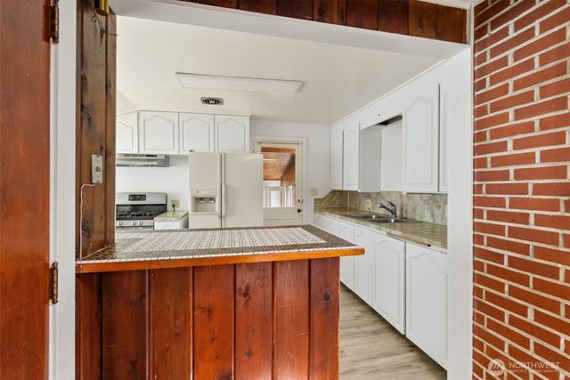 2705 Hidden Cove Lane NW, Olympia, WA 98502