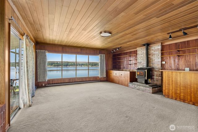 2705 Hidden Cove Lane NW, Olympia, WA 98502