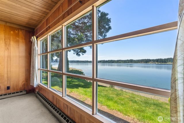 2705 Hidden Cove Lane NW, Olympia, WA 98502