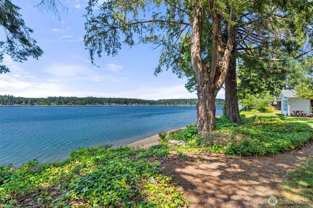 2705 Hidden Cove Lane NW, Olympia, WA 98502
