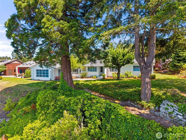 2705 Hidden Cove Lane NW, Olympia, WA 98502