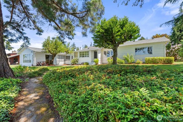 2705 Hidden Cove Lane NW, Olympia, WA 98502