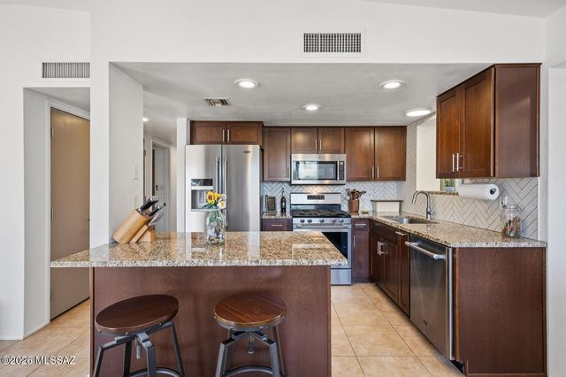 3390 W Ruthann Road, Tucson, AZ 85745