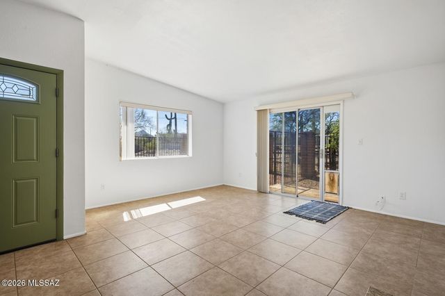 3390 W Ruthann Road, Tucson, AZ 85745