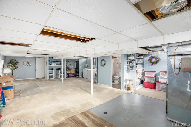 33678 Viceroy Drive, Sterling Heights, MI 48310