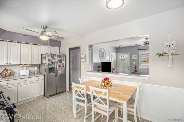 33678 Viceroy Drive, Sterling Heights, MI 48310