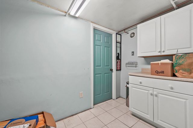 577 Grove Street, Worcester, MA 01605