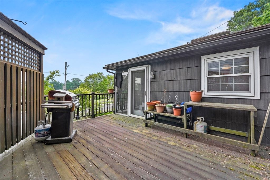 577 Grove Street, Worcester, MA 01605