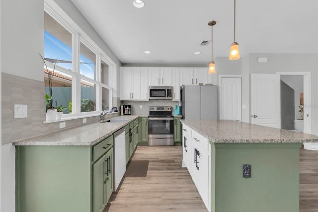 3113 VIA OTERO DRIVE, Kissimmee, FL 34744