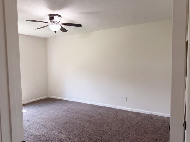 161 Brady Cole Ln, Lafayette, TN 37083
