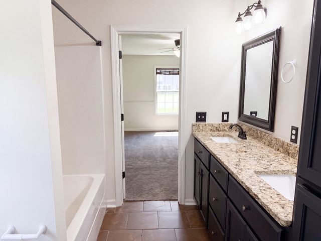 161 Brady Cole Ln, Lafayette, TN 37083
