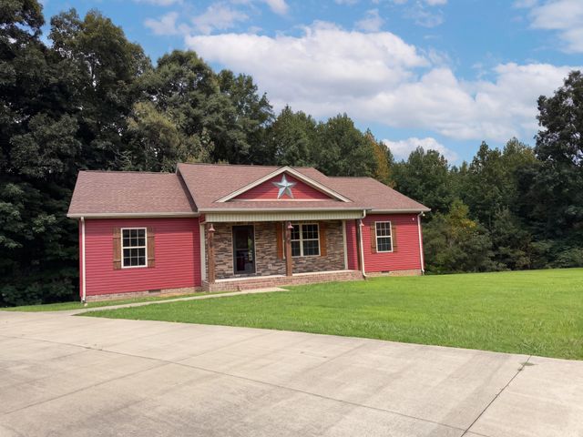 161 Brady Cole Ln, Lafayette, TN 37083
