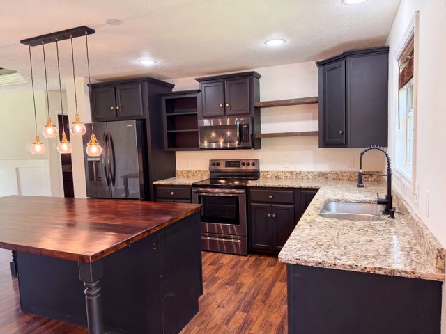 161 Brady Cole Ln, Lafayette, TN 37083