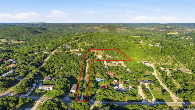 730 Regina, Canyon Lake, TX 78133