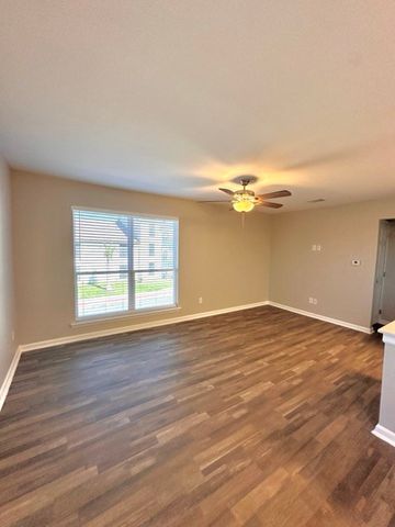 9680 Timberline 230, Dallas, TX 75220
