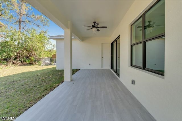 2608 5th ST SW, Lehigh Acres, FL 33976