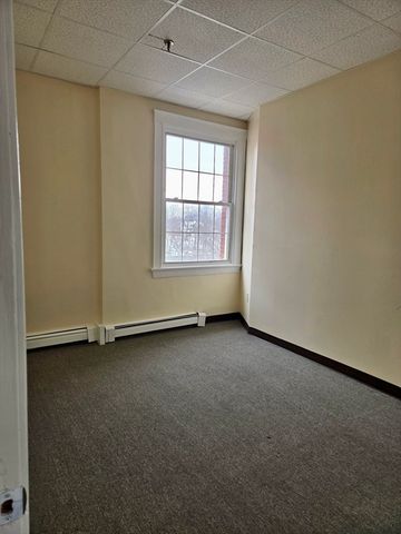 15 N Main St 30, Attleboro, MA 02703