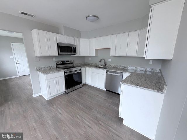 7796 FOX CT, Pasadena, MD 21122