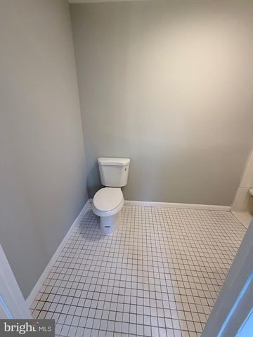 7796 FOX CT, Pasadena, MD 21122