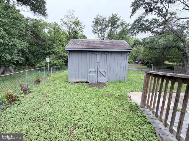 7796 FOX CT, Pasadena, MD 21122