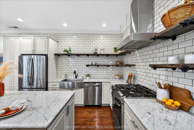 143 N Almaden Boulevard, San Jose, CA 95110