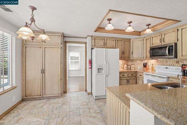 4849 Highlands Way, Antioch, CA 94531