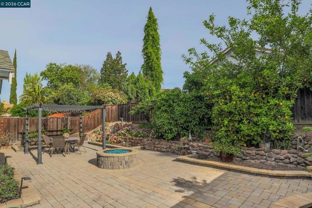 4849 Highlands Way, Antioch, CA 94531