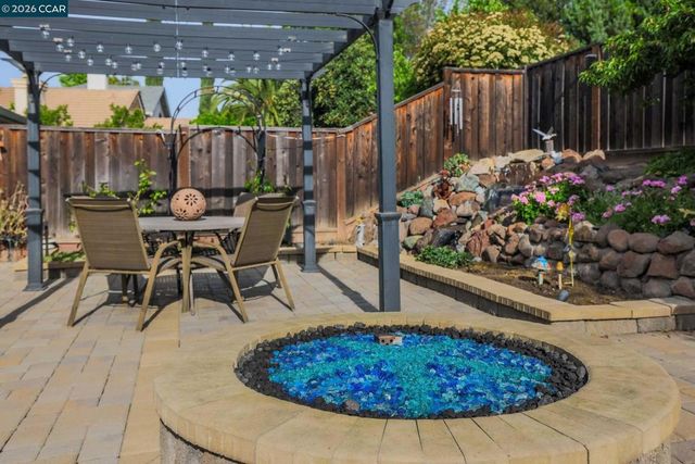 4849 Highlands Way, Antioch, CA 94531