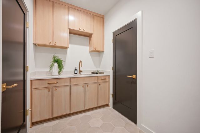 6114 Revere Place, Dallas, TX 75214