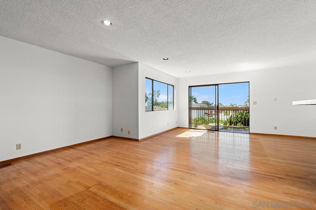 Image 16 of property listing at 2491 Cordero, Del Mar, CA 92014