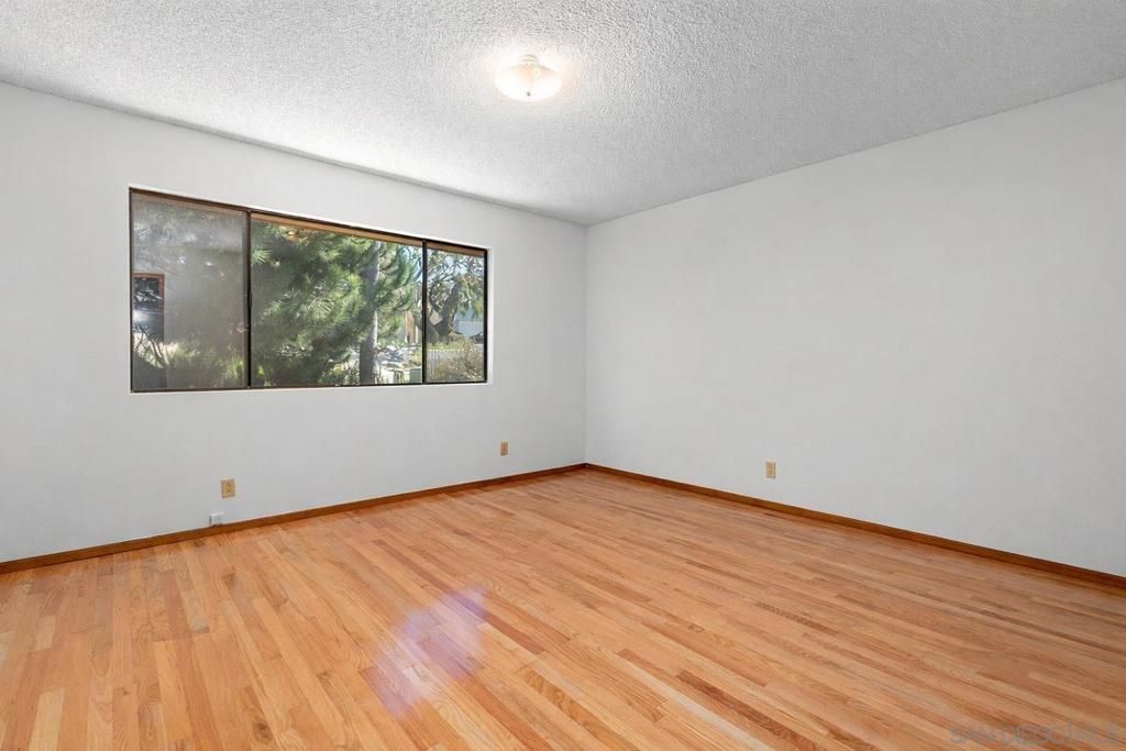 Image 32 of property listing at 2491 Cordero, Del Mar, CA 92014