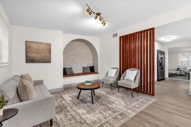 409 OAKHURST STREET, Altamonte Springs, FL 32701