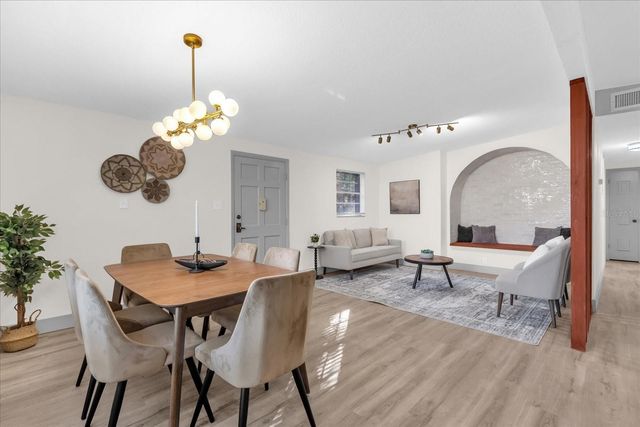 409 OAKHURST STREET, Altamonte Springs, FL 32701