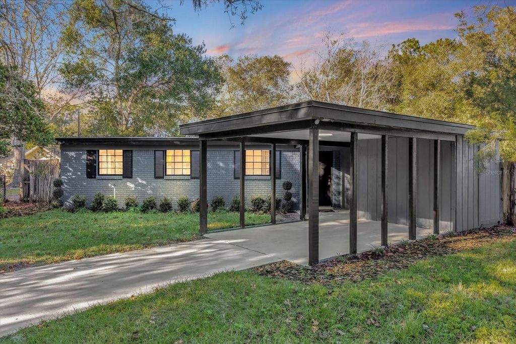 409 OAKHURST STREET, Altamonte Springs, FL 32701