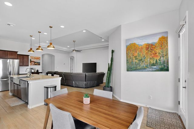 688 Amatista Lp SE, Rio Rancho, NM 87124