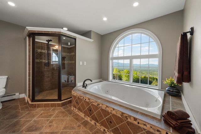 33 Winterberry Lane, Plymouth, NH 03264