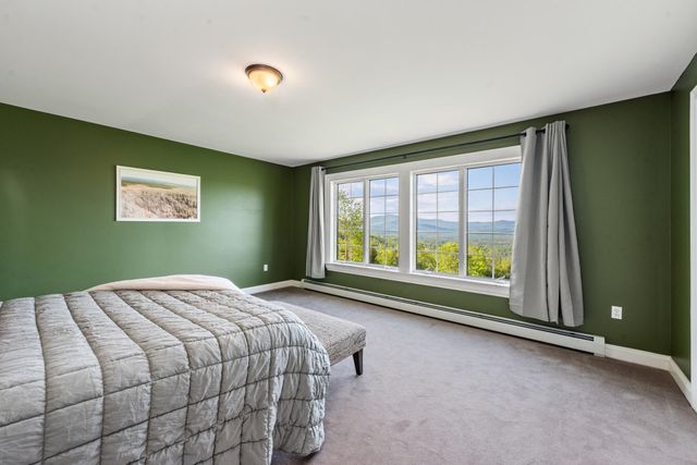 33 Winterberry Lane, Plymouth, NH 03264