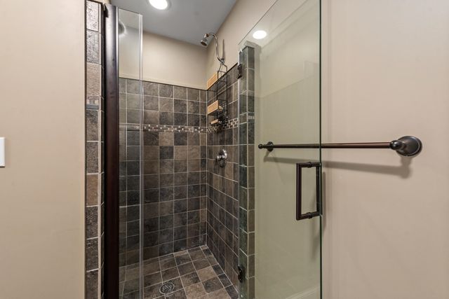 33 Winterberry Lane, Plymouth, NH 03264