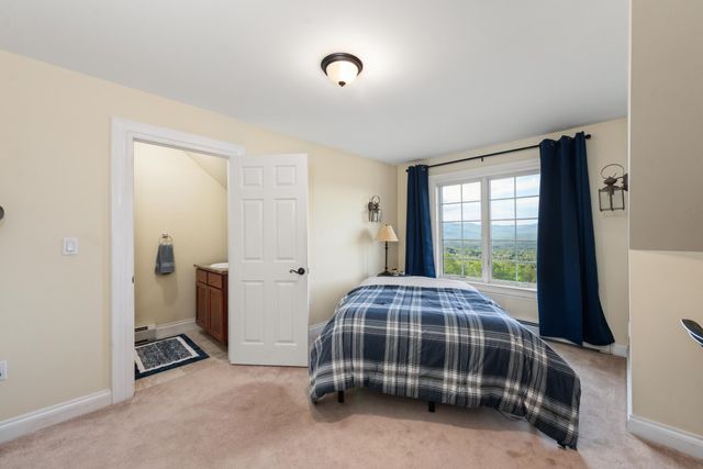 33 Winterberry Lane, Plymouth, NH 03264
