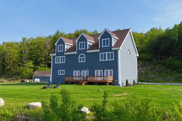 33 Winterberry Lane, Plymouth, NH 03264