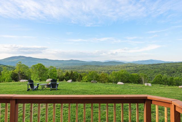 33 Winterberry Lane, Plymouth, NH 03264