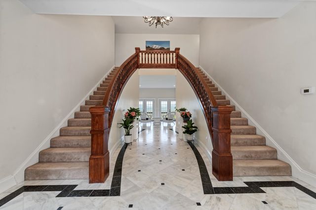 33 Winterberry Lane, Plymouth, NH 03264